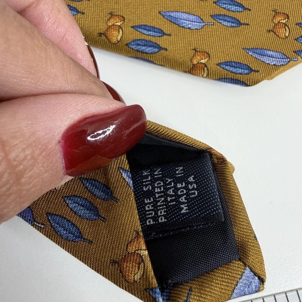 NWOT Brooks‎ Brothers Silk Necktie Acorns Feathers Brown Blue 3 5/8